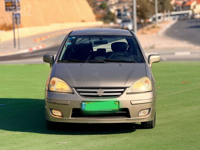 סוזוקי ליאנה