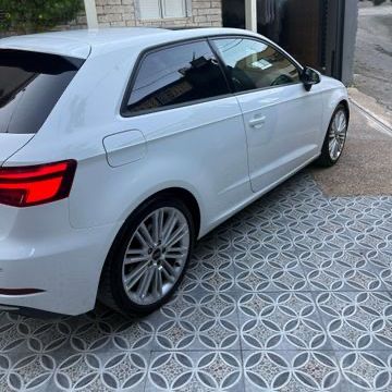 אאודי A3