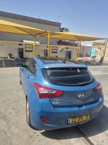 יונדאי i30