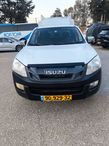 מודעת רכב איסוזו די-מקס