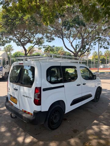 טויוטה פרואייס סיטי