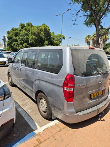 יונדאי H-1 / i800