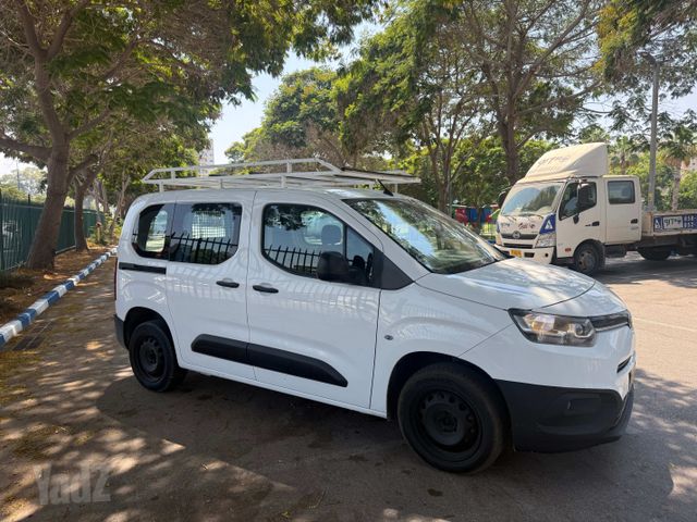 טויוטה פרואייס סיטי