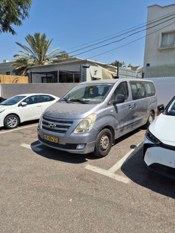 יונדאי H-1 / i800