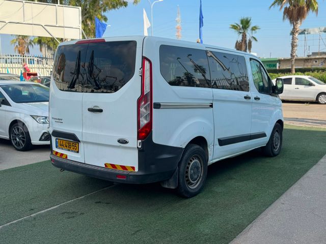 פורד טרנזיט קוסטום