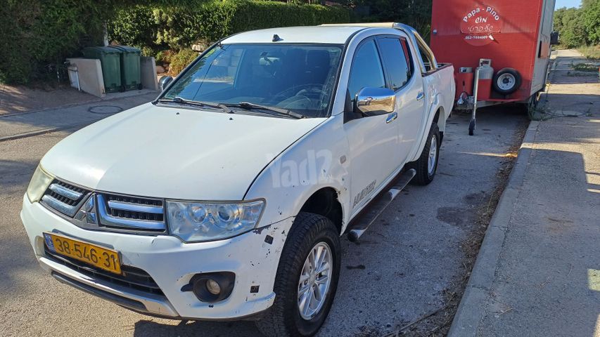 מיצובישי טרייטון / L200
