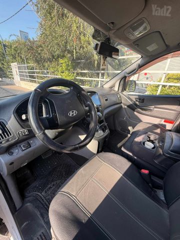 יונדאי H-1 / i800