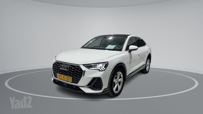 אאודי Q3