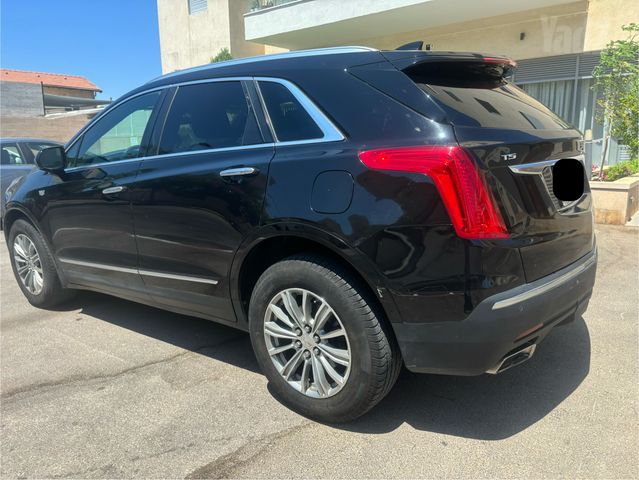 קאדילק XT5