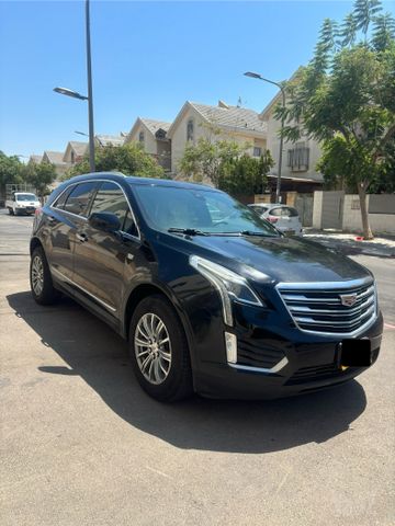 קאדילק XT5