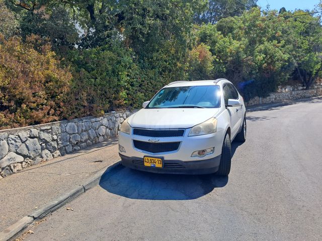 שברולט טראוורס