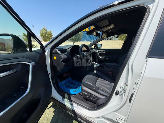 טויוטה RAV4