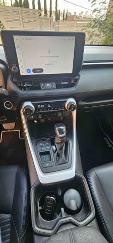 טויוטה RAV4
