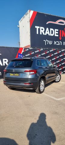 סקודה קארוק