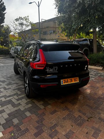 וולוו XC40