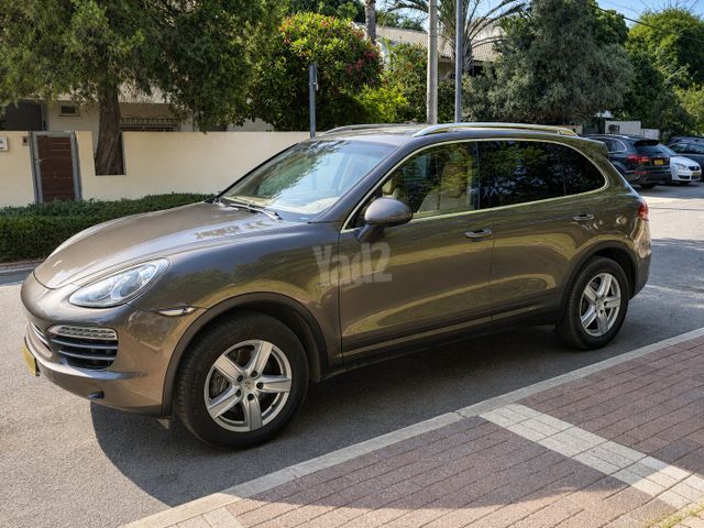 קאיין Luxury אוט׳ דיזל 3.0 (240 כ״ס)
