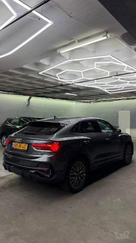 אאודי Q3