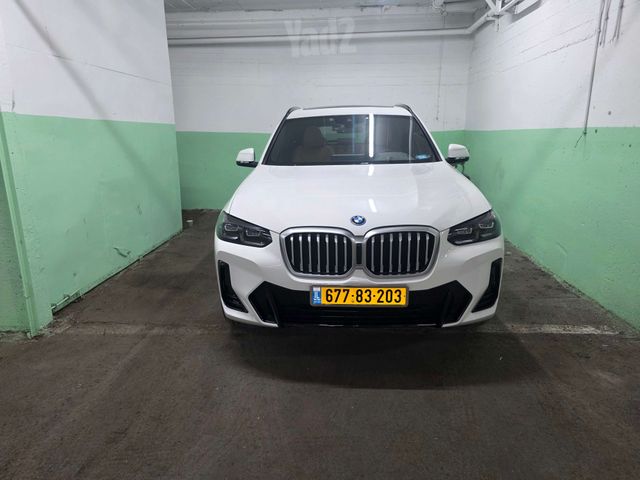ב מ וו X3