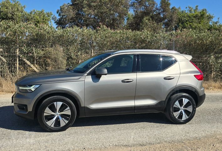 וולוו XC40