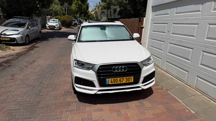 אאודי Q3