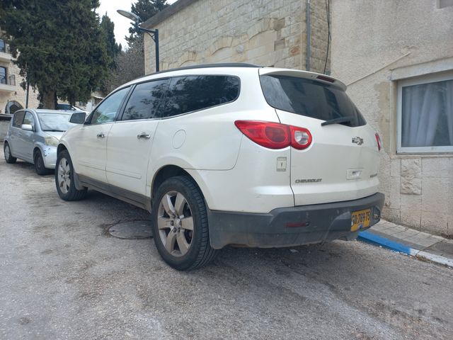 שברולט טראוורס