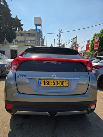 מיצובישי אקליפס קרוס