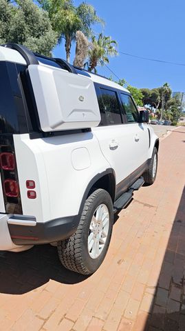 לנד רובר דיפנדר