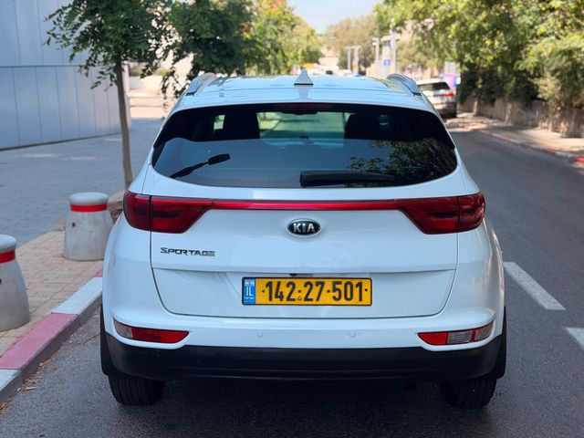 קיה ספורטז'