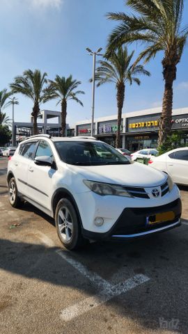מודעת רכב טויוטה RAV4
