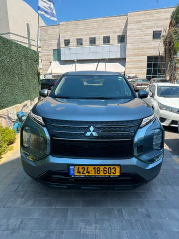 מיצובישי אאוטלנדר