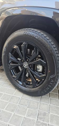 טויוטה RAV4