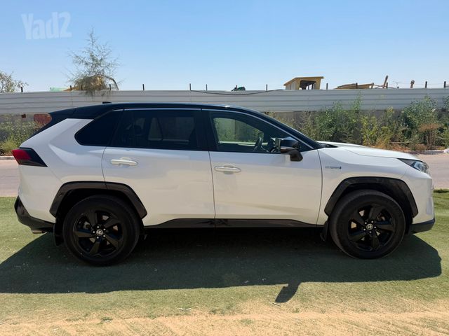 טויוטה RAV4