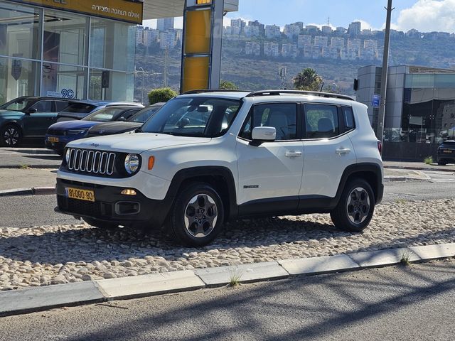 מודעת רכב ג'יפ רנגייד