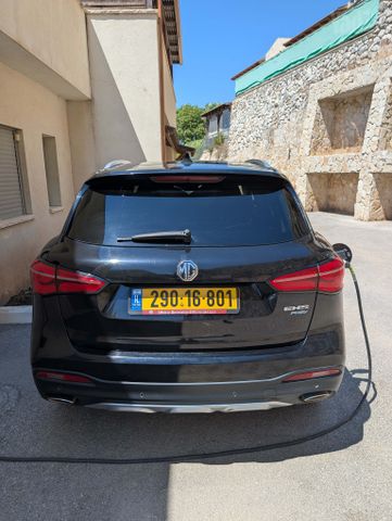אם ג'י EHS PHEV
