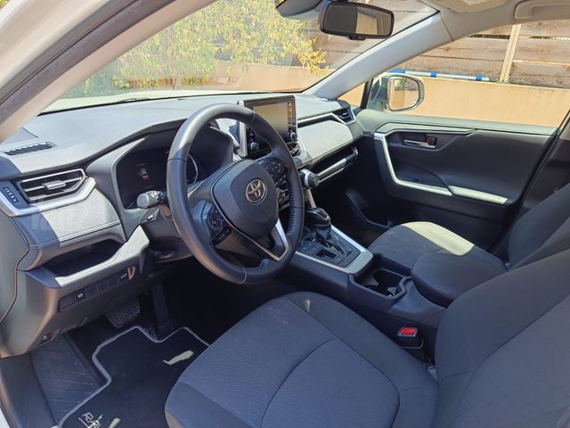 טויוטה RAV4