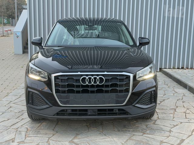 אאודי Q2