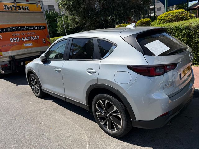 מודעת רכב מאזדה CX-5