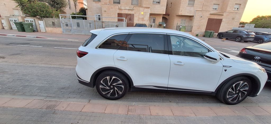מודעת רכב אם ג'י S6