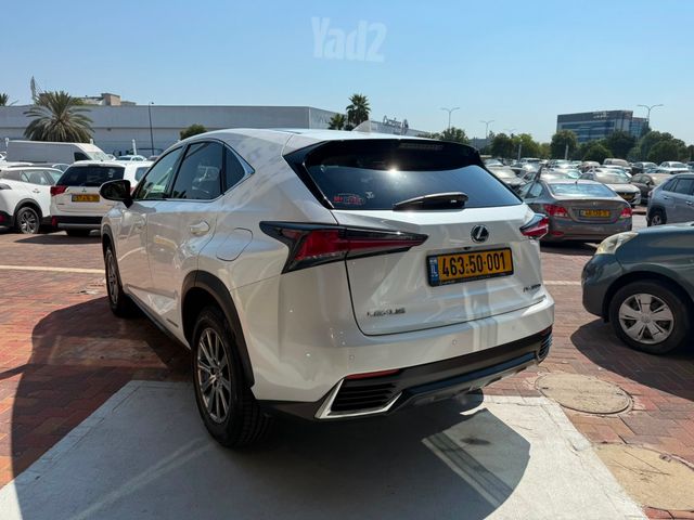 לקסוס NX
