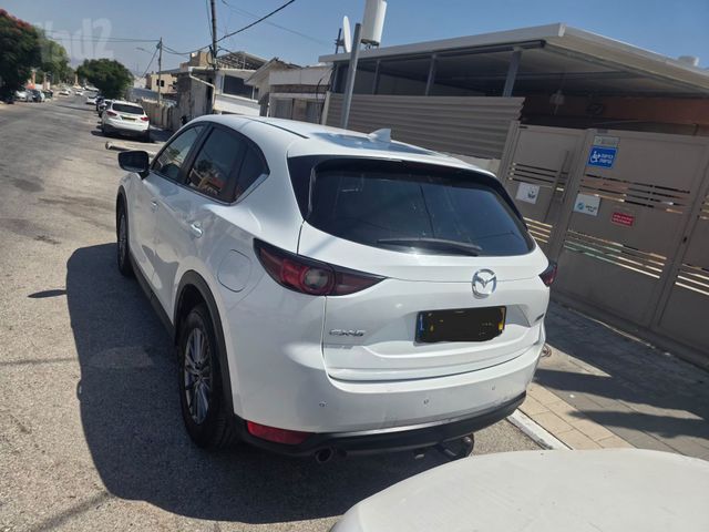 מודעת רכב מאזדה CX-5