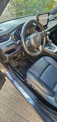 טויוטה RAV4