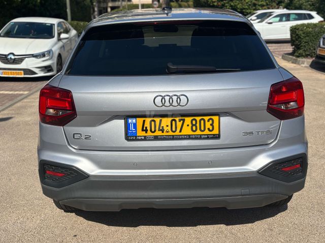 אאודי Q2