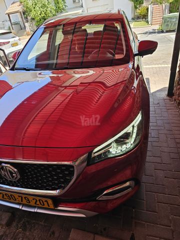 אם ג'י EHS PHEV