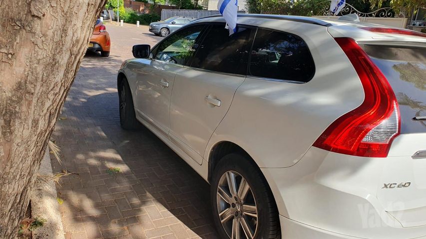 מודעת רכב וולוו XC60