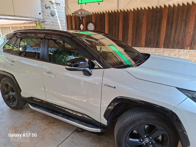 מודעת רכב טויוטה RAV4