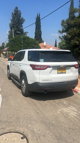שברולט טראוורס