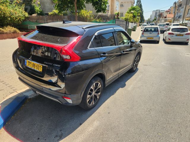 מיצובישי אקליפס קרוס