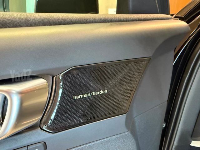 וולוו XC40