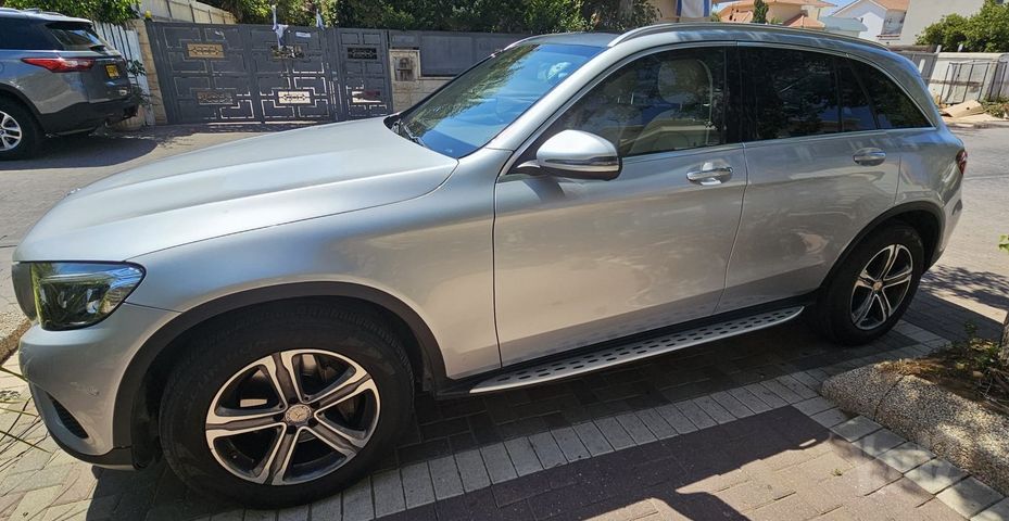מודעת רכב מרצדס-בנץ GLC
