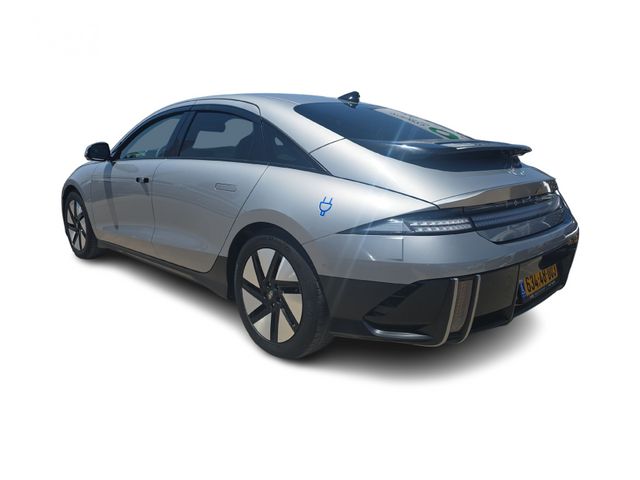 יונדאי איוניק 6